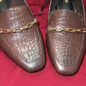 EXPRESS Square Toe Textured Heeled Loafers NWT